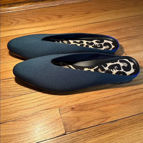 Brand New Rothy’s Emerald Green Slip On Flats - Picture 3 of 6